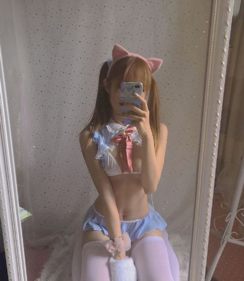 年轻女教师hd中字3在线观看_短视频完整无删减版